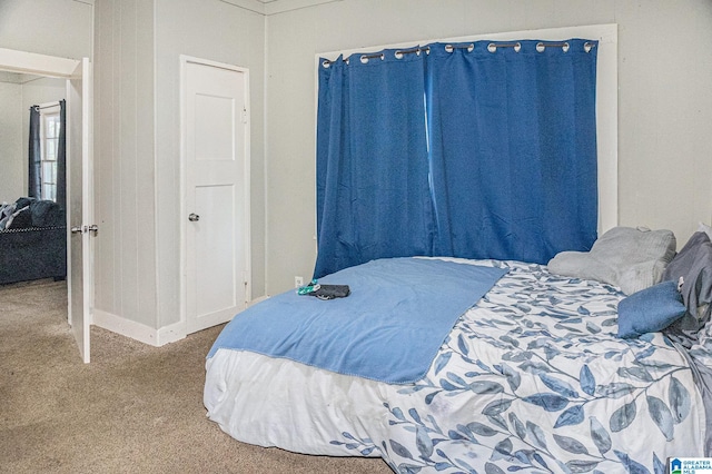 bedroom featuring carpet floors