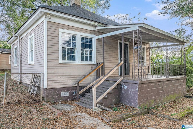 view of front of home with covered porch