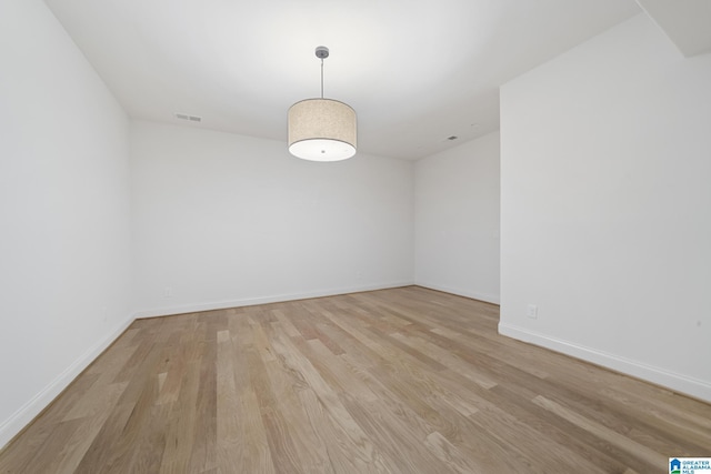 6558 Deerfoot Crossing Rd, Trussville, AL 35173 - empty room with light wood-type flooring and baseboards
