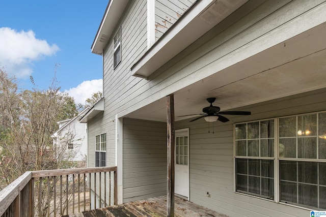 deck with ceiling fan