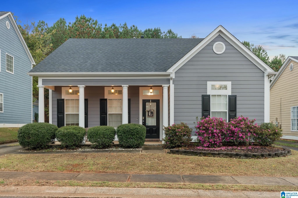 view of front of house featuring covered porch