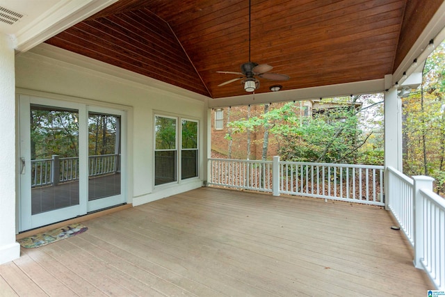 deck with ceiling fan