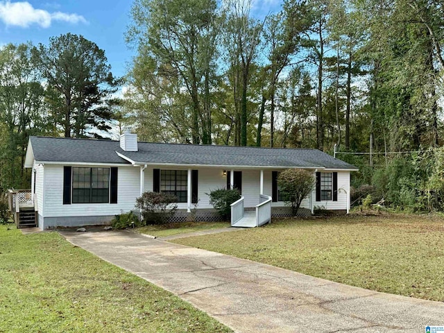 single story home featuring a front lawn and covered porch