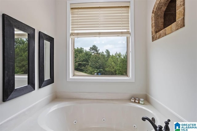 110 Sterling Lakes Dr, Helena, AL 35080 - full bath with plenty of natural light and a whirlpool tub