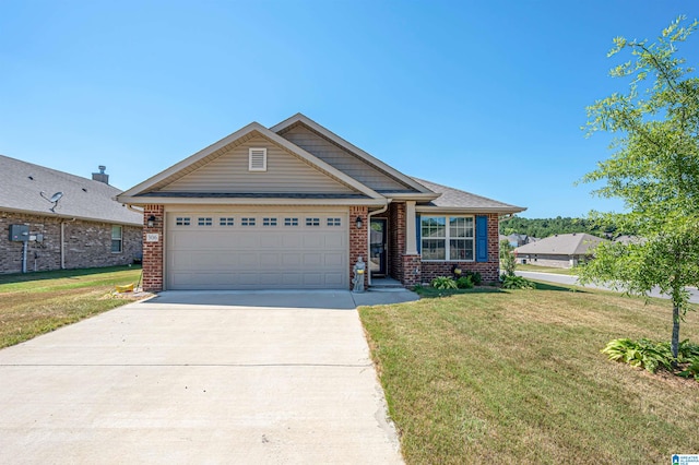 view of front facade featuring a front lawn and a garage