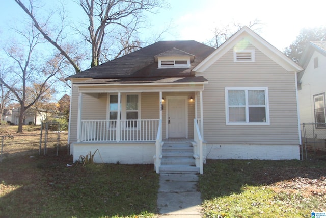 bungalow-style house with covered porch