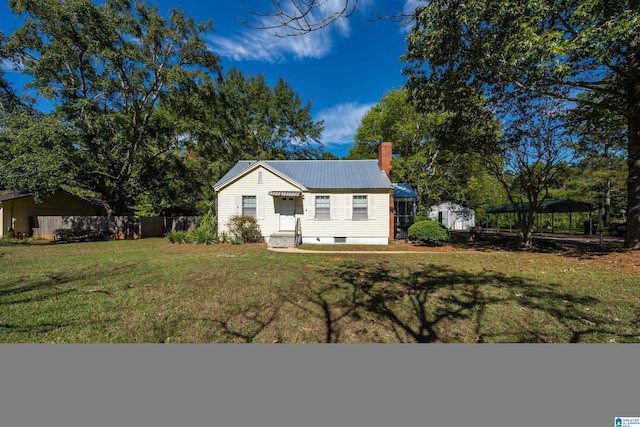 view of front of house with a front yard