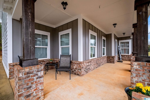 view of patio featuring covered porch