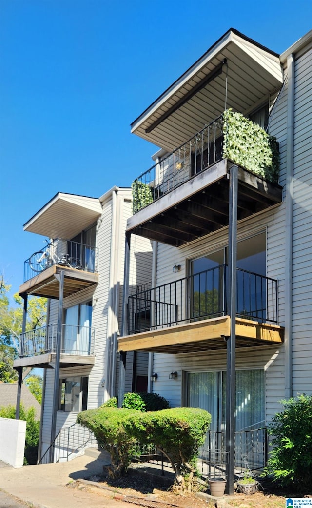 view of building exterior