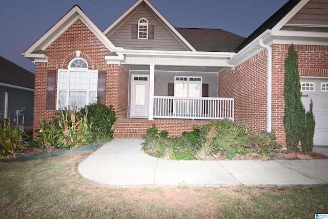 view of front of home with covered porch