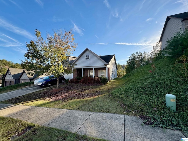 view of front facade featuring covered porch