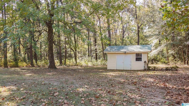 view of outbuilding