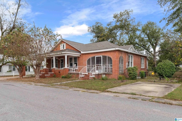 view of front of home featuring covered porch