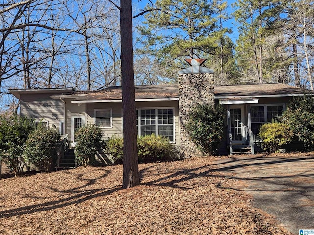 view of front of house