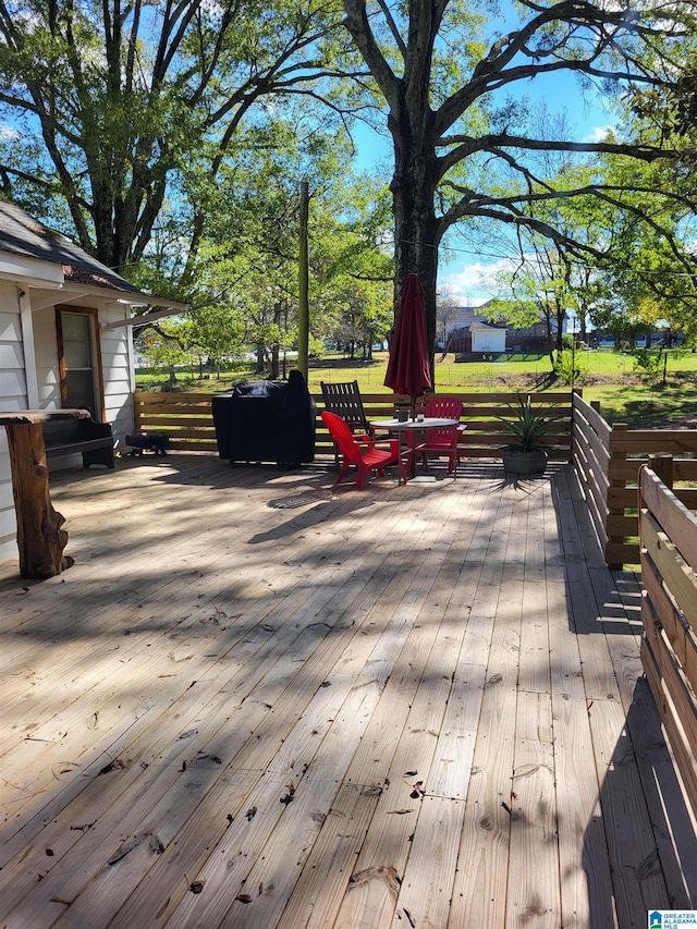 view of wooden deck