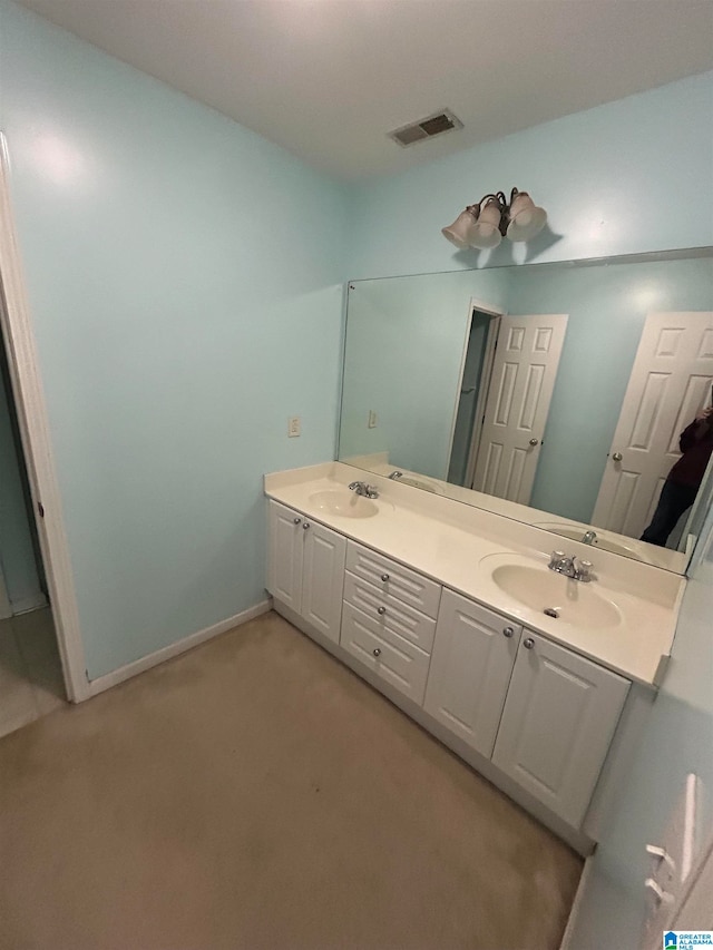 bathroom with vanity