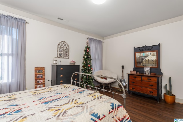 923 Cogswell Ave, Pell City, AL 35125 - bedroom featuring wood finished floors and baseboards