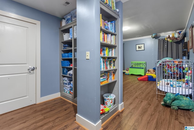 923 Cogswell Ave, Pell City, AL 35125 - recreation room featuring wood finished floors and baseboards