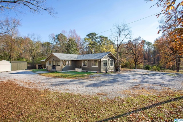 923 Cogswell Ave, Pell City, AL 35125 - view of front of property featuring gravel driveway