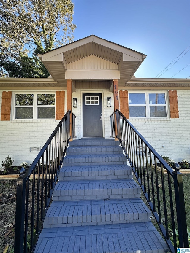 101 S 18th Ct, Birmingham, AL 35205 - property entrance featuring brick siding