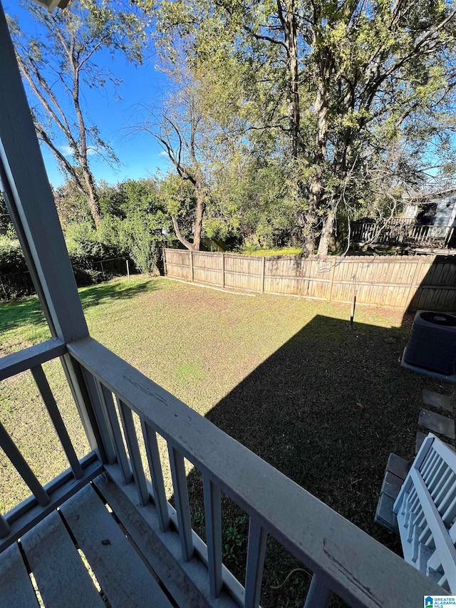 view of yard with cooling unit