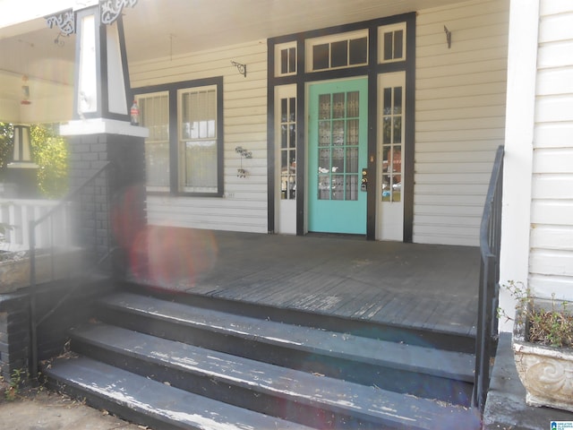 1387 Hueytown Rd, Hueytown, AL 35023 - doorway to property with a porch