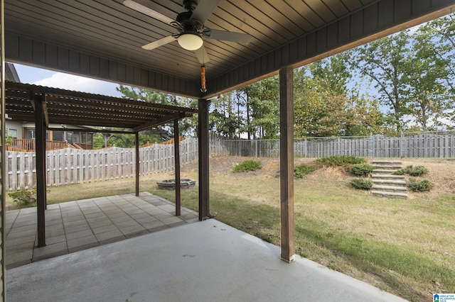 view of patio featuring ceiling fan and a pergola