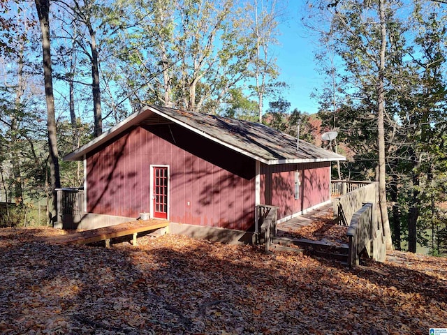 view of outbuilding