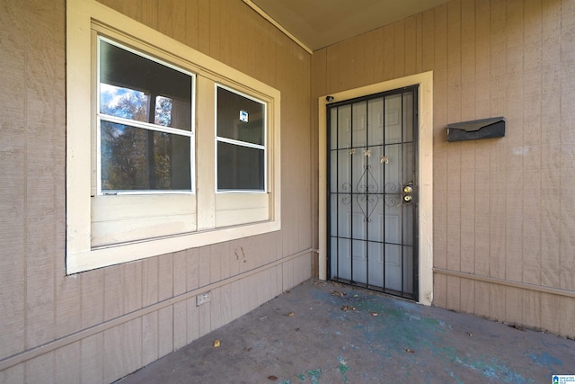 view of property entrance