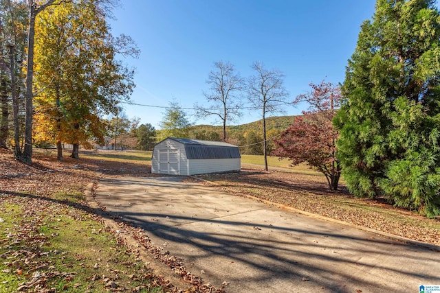 1001 Kingsway Dr, Anniston, AL 36207 - view of road featuring curbs and a mountain view