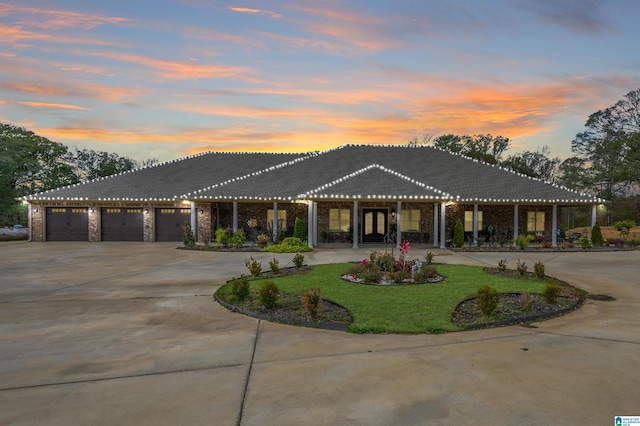 view of front facade with a garage