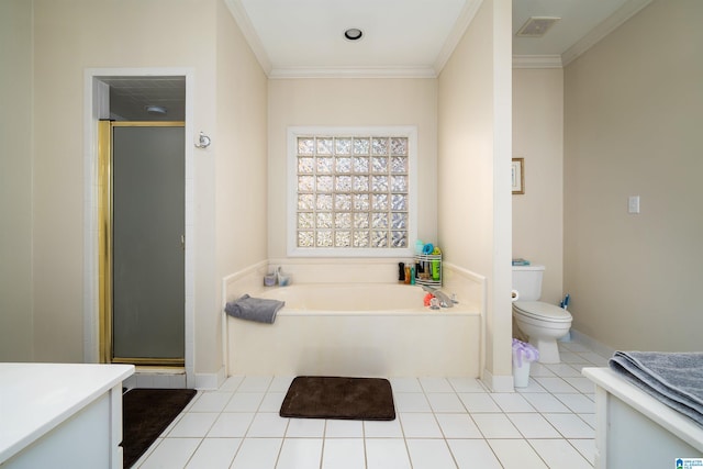 full bathroom featuring crown molding, plus walk in shower, and toilet