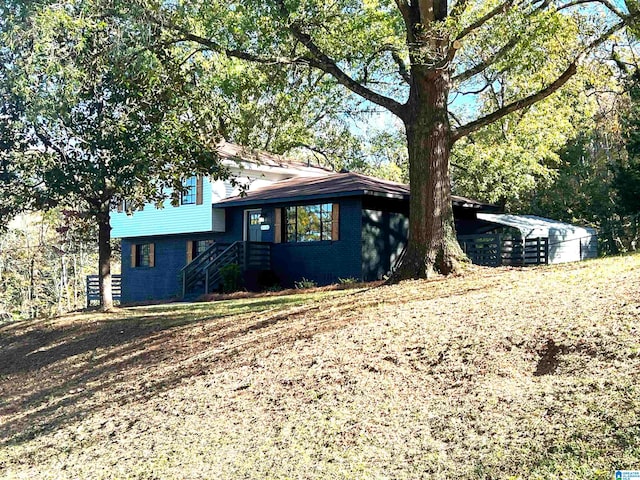 view of front of property