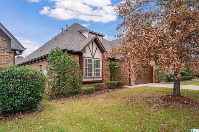 view of front of house with a front yard