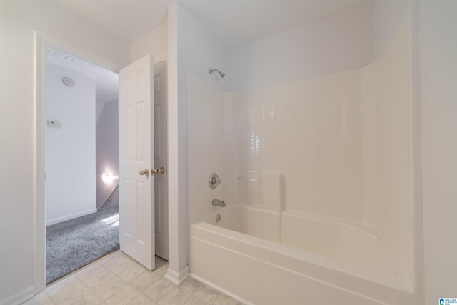 bathroom featuring shower / bath combination