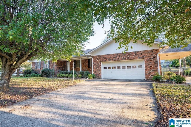 view of front of home featuring a garage