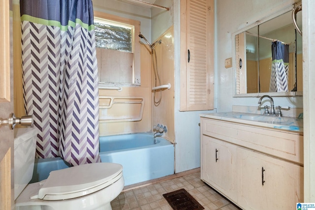 full bathroom with shower / bathtub combination with curtain, vanity, and toilet