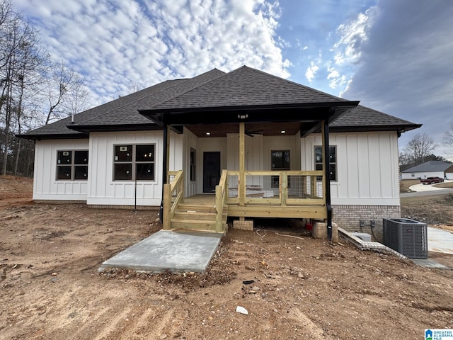 view of front of property featuring central AC unit