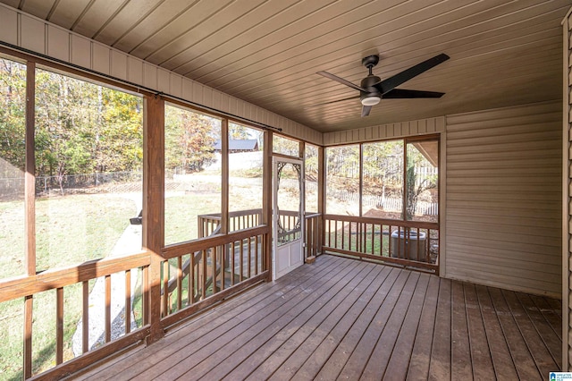 99 Pats Way, Springville, AL 35146 - unfurnished sunroom with ceiling fan