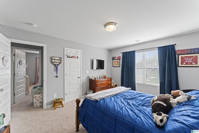 bedroom featuring carpet floors