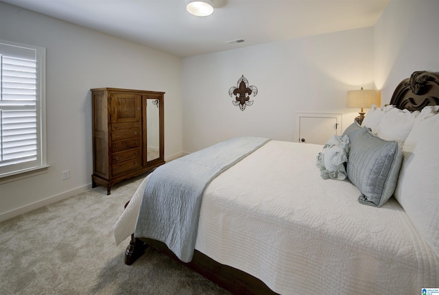 view of carpeted bedroom