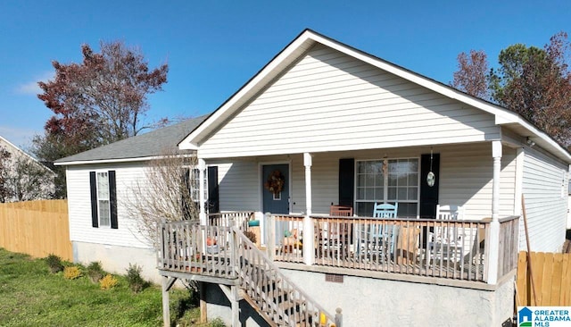 view of front of home with covered porch