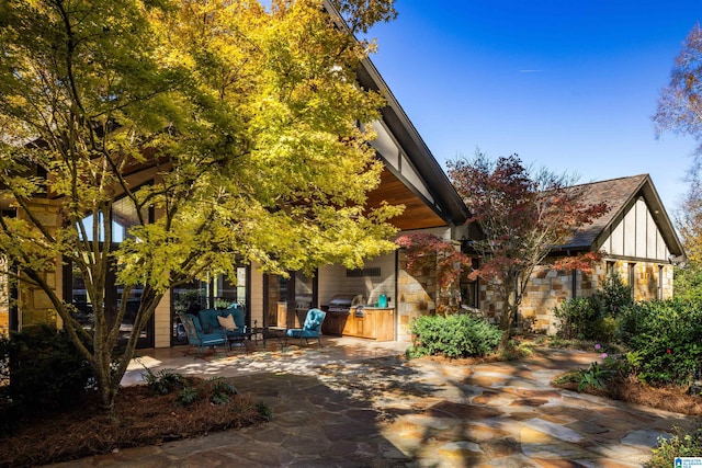 view of patio / terrace with an outdoor hangout area