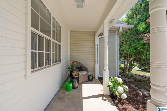 doorway to property with a porch