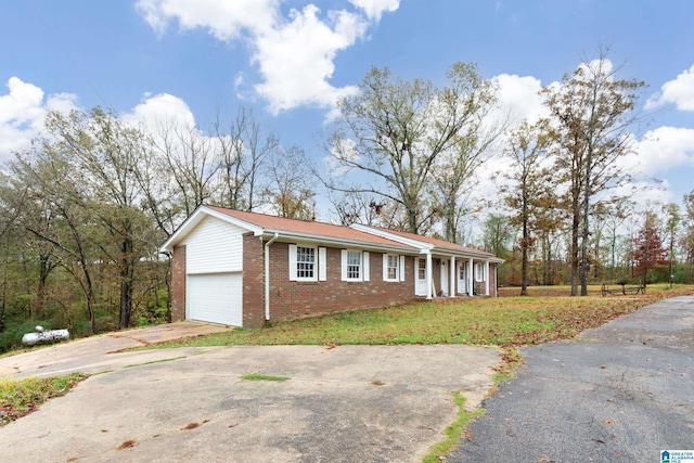 single story home with a garage