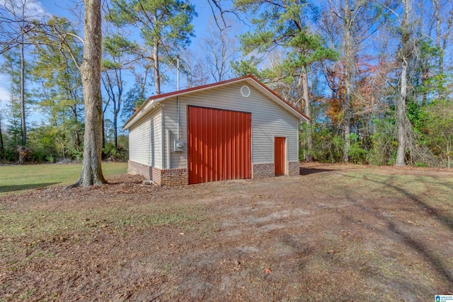 view of outdoor structure with a garage