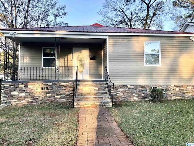 view of front of house featuring a porch