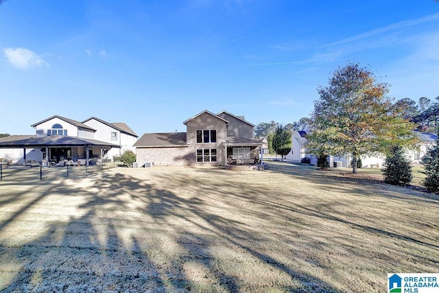 view of front facade featuring a carport