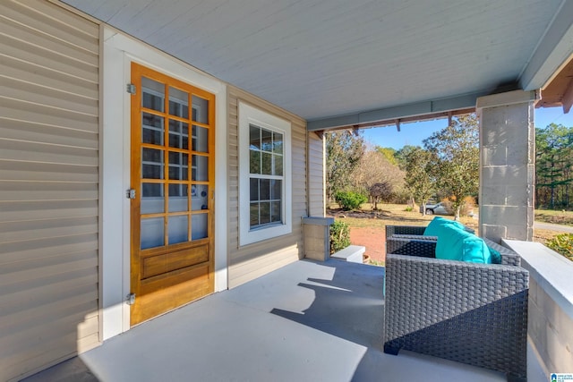 view of patio featuring covered porch