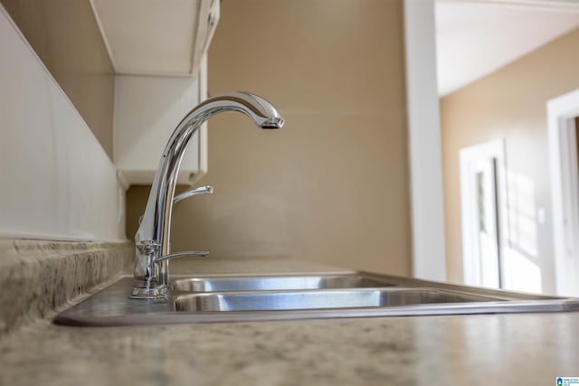 room details featuring sink